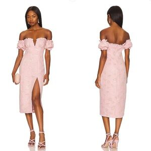 white christmas dresses LYLA FLORAL MIDI DRESS IN BLACK main image 1